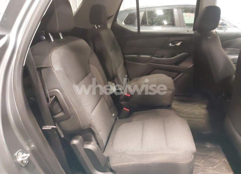 Photo 8 of 2019 Chevrolet Traverse 1LT (VIN 1GNEVGKW3KJ158841)