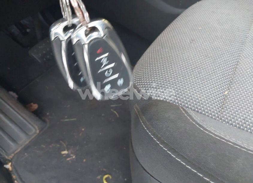 Photo 11 of 2019 Chevrolet Traverse 1LT (VIN 1GNEVGKW3KJ221968)