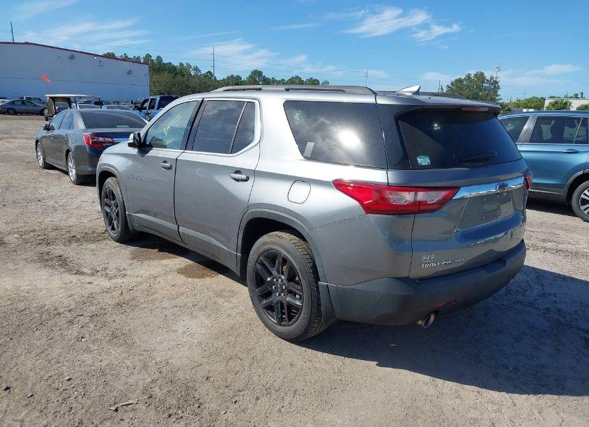 Photo 3 of 2019 Chevrolet Traverse 1LT (VIN 1GNEVGKW3KJ260916)