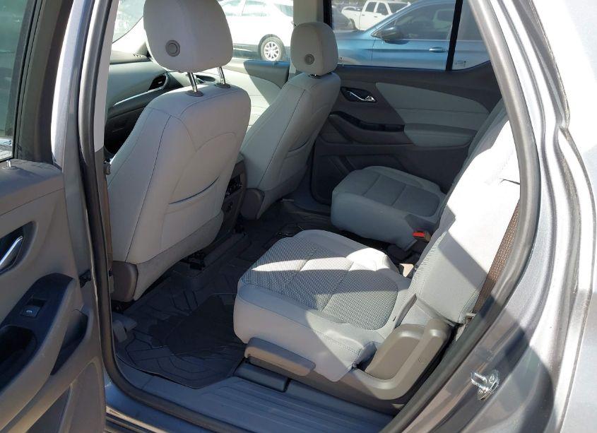 Photo 8 of 2019 Chevrolet Traverse 1LT (VIN 1GNEVGKW3KJ260916)