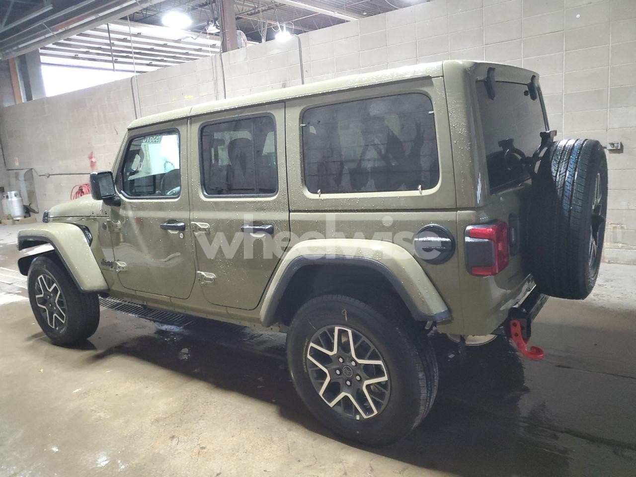 Photo 2 of 2026 JEEP WRANGLER SAHARA (VIN 1GNEVGKW3LJ315513)