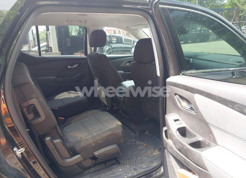 Photo 8 of 2021 Chevrolet Traverse AWD LT CLOTH (VIN 1GNEVGKW3MJ112008)