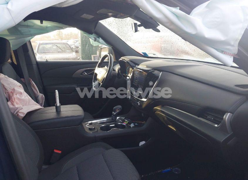 Photo 5 of 2022 Chevrolet Traverse AWD LT CLOTH (VIN 1GNEVGKW3NJ171318)