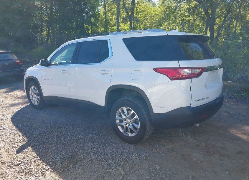 Photo 3 of 2018 Chevrolet Traverse 1LT (VIN 1GNEVGKW4JJ116659)