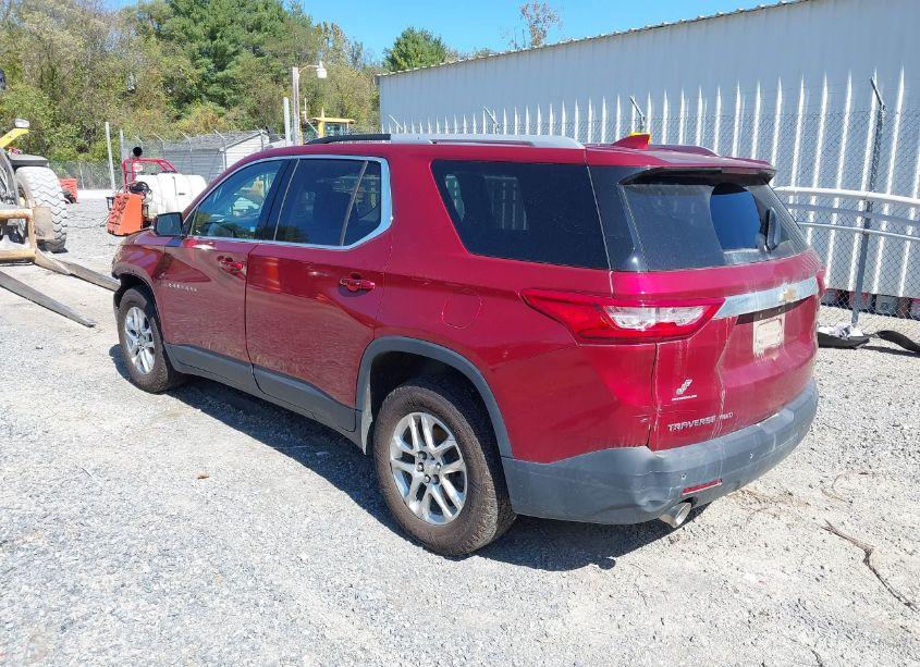 Photo 3 of 2018 Chevrolet Traverse 1LT (VIN 1GNEVGKW4JJ120615)
