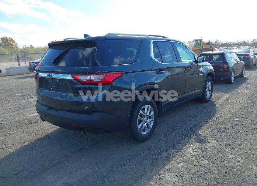Photo 4 of 2018 Chevrolet Traverse 1LT (VIN 1GNEVGKW4JJ145854)