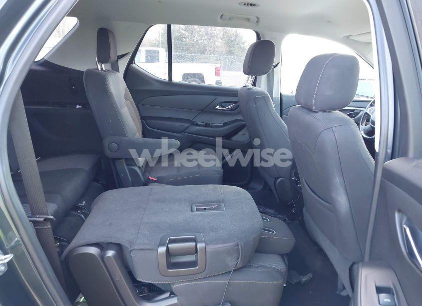 Photo 8 of 2018 Chevrolet Traverse 1LT (VIN 1GNEVGKW4JJ145854)