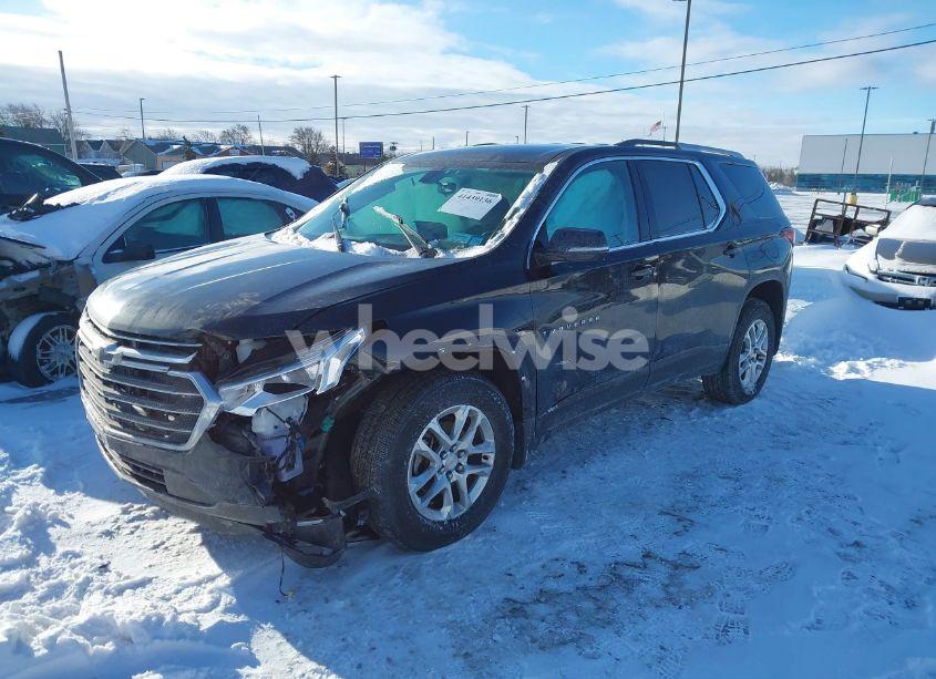 Photo 2 of 2018 Chevrolet Traverse 1LT (VIN 1GNEVGKW4JJ260843)