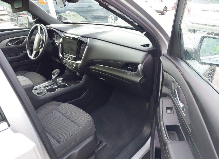 Photo 5 of 2022 Chevrolet Traverse AWD LT CLOTH (VIN 1GNEVGKW4NJ124993)