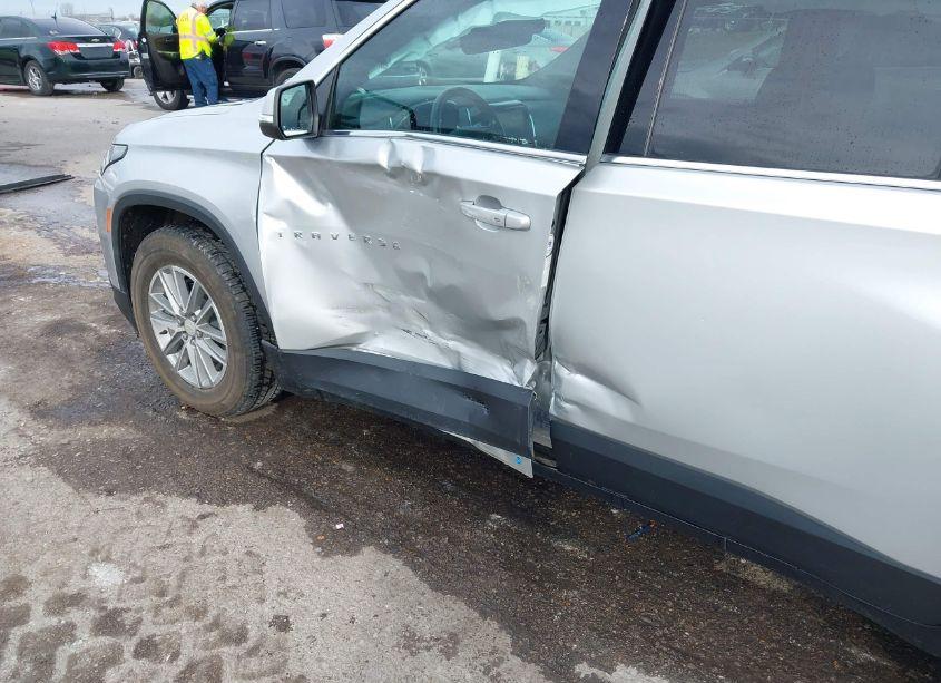 Photo 6 of 2022 Chevrolet Traverse AWD LT CLOTH (VIN 1GNEVGKW4NJ124993)