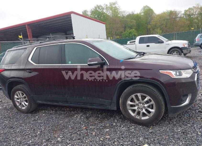 Photo 13 of 2019 Chevrolet Traverse 1LT (VIN 1GNEVGKW5KJ100679)