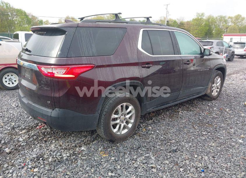 Photo 4 of 2019 Chevrolet Traverse 1LT (VIN 1GNEVGKW5KJ100679)