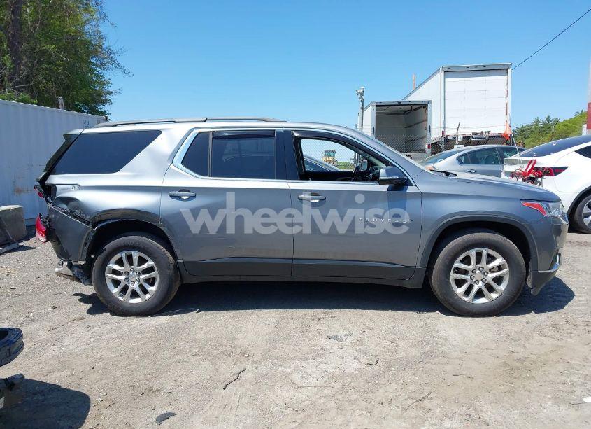 Photo 14 of 2019 Chevrolet Traverse 1LT (VIN 1GNEVGKW5KJ179755)