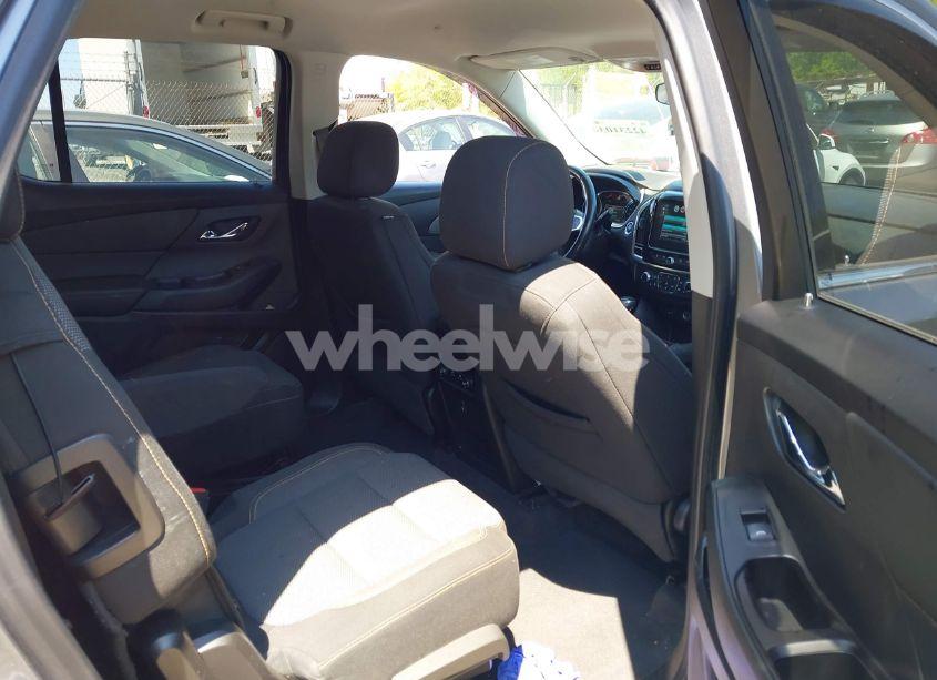 Photo 8 of 2019 Chevrolet Traverse 1LT (VIN 1GNEVGKW5KJ179755)