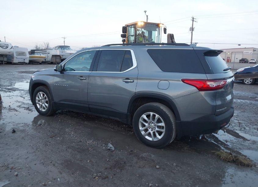 Photo 3 of 2019 Chevrolet Traverse 1LT (VIN 1GNEVGKW5KJ222152)