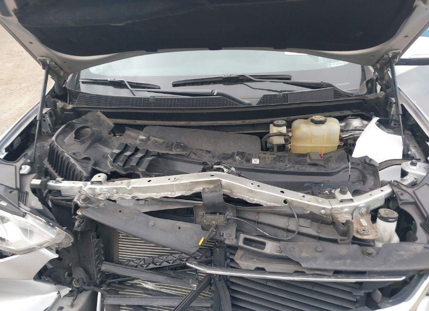 Photo 10 of 2019 Chevrolet Traverse 1LT (VIN 1GNEVGKW5KJ266801)