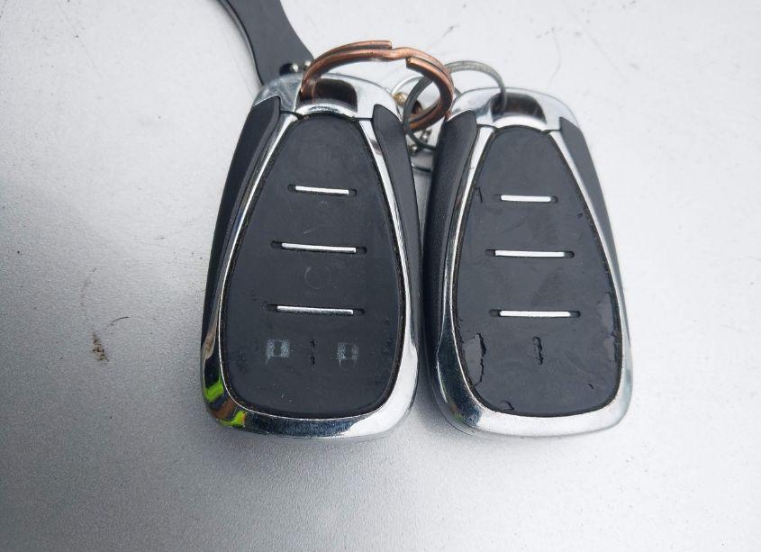 Photo 11 of 2019 Chevrolet Traverse 1LT (VIN 1GNEVGKW6KJ186648)