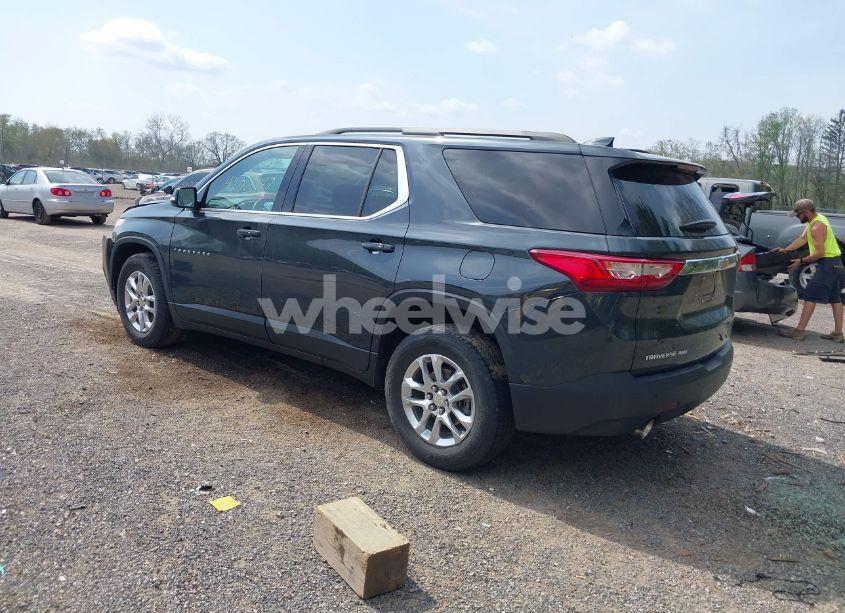 Photo 3 of 2019 Chevrolet Traverse 1LT (VIN 1GNEVGKW6KJ292498)
