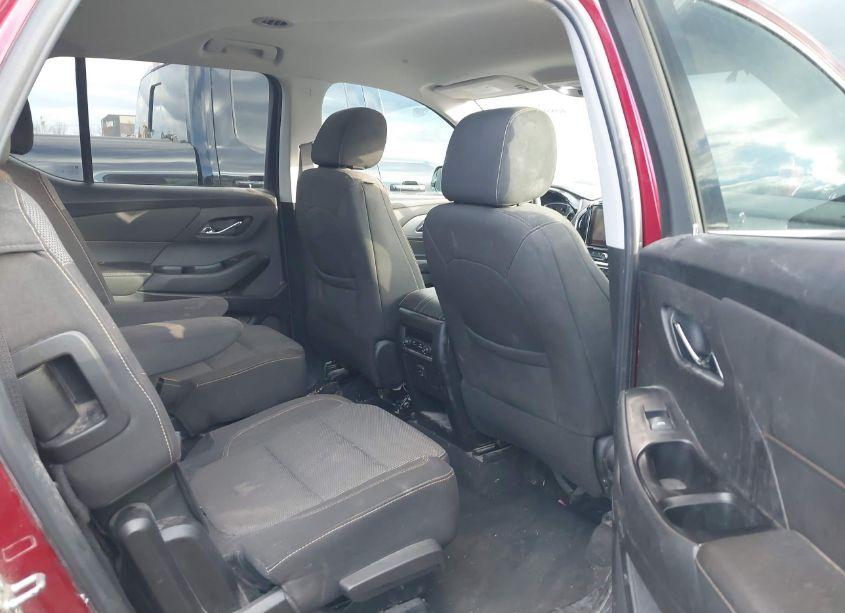 Photo 8 of 2019 Chevrolet Traverse 1LT (VIN 1GNEVGKW6KJ319103)