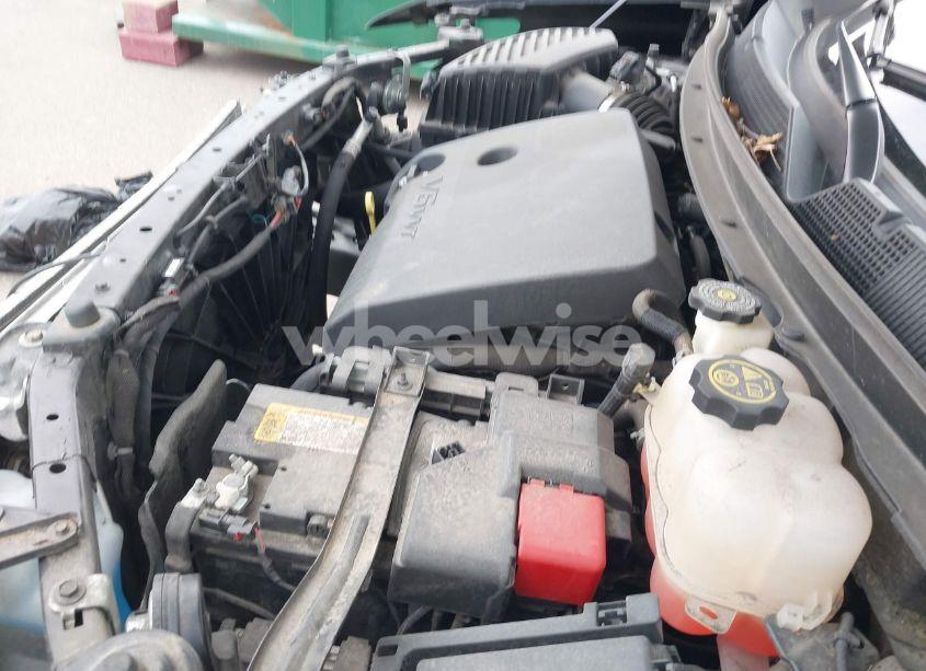 Photo 10 of 2021 Chevrolet Traverse AWD LT CLOTH (VIN 1GNEVGKW6MJ202365)