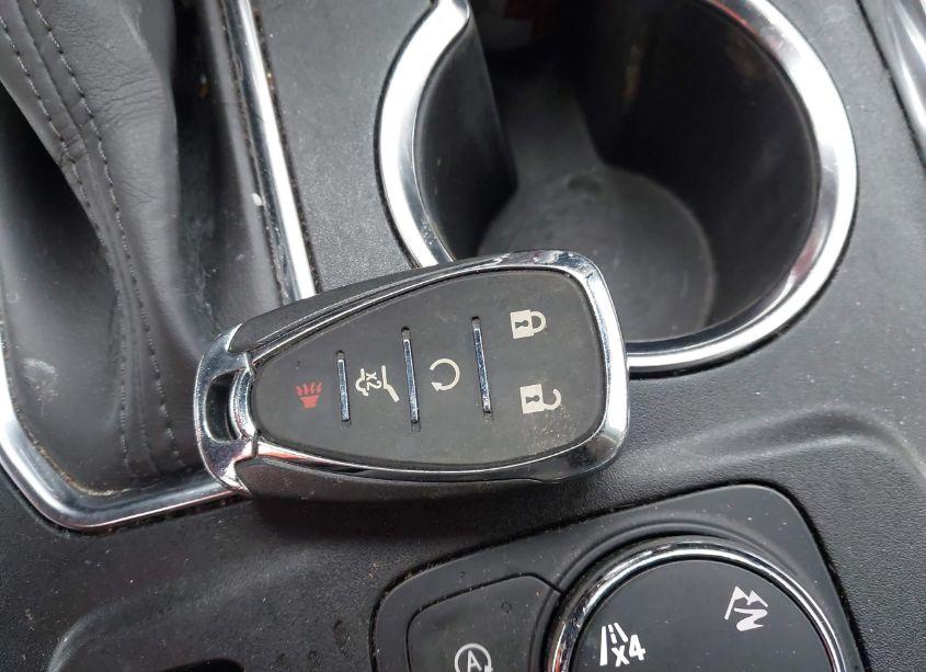 Photo 11 of 2022 Chevrolet Traverse LT (VIN 1GNEVGKW6NJ151659)