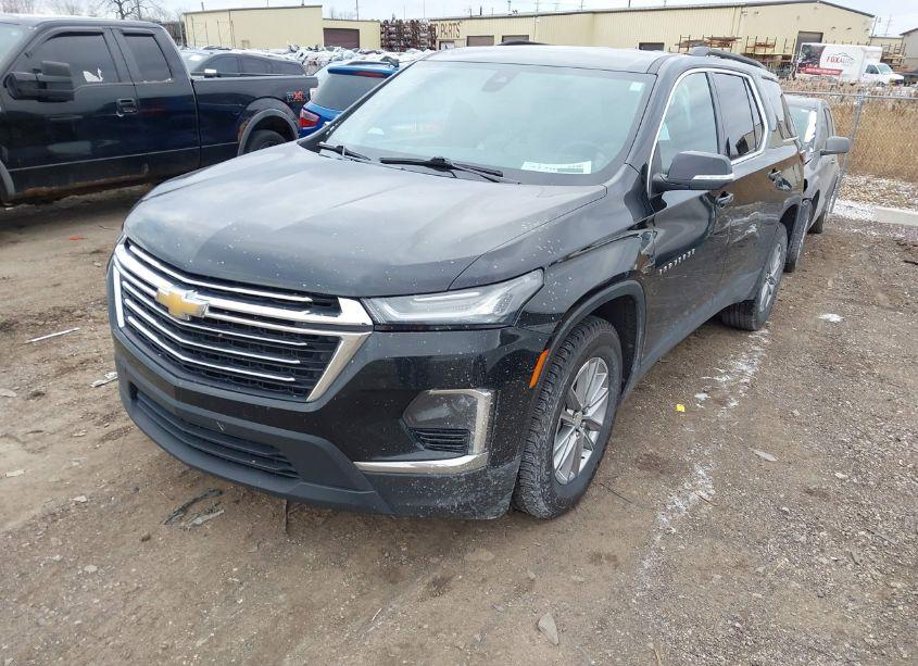 Photo 2 of 2022 Chevrolet Traverse LT (VIN 1GNEVGKW6NJ151659)