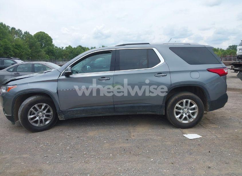 Photo 14 of 2018 Chevrolet Traverse 1LT (VIN 1GNEVGKW7JJ108930)