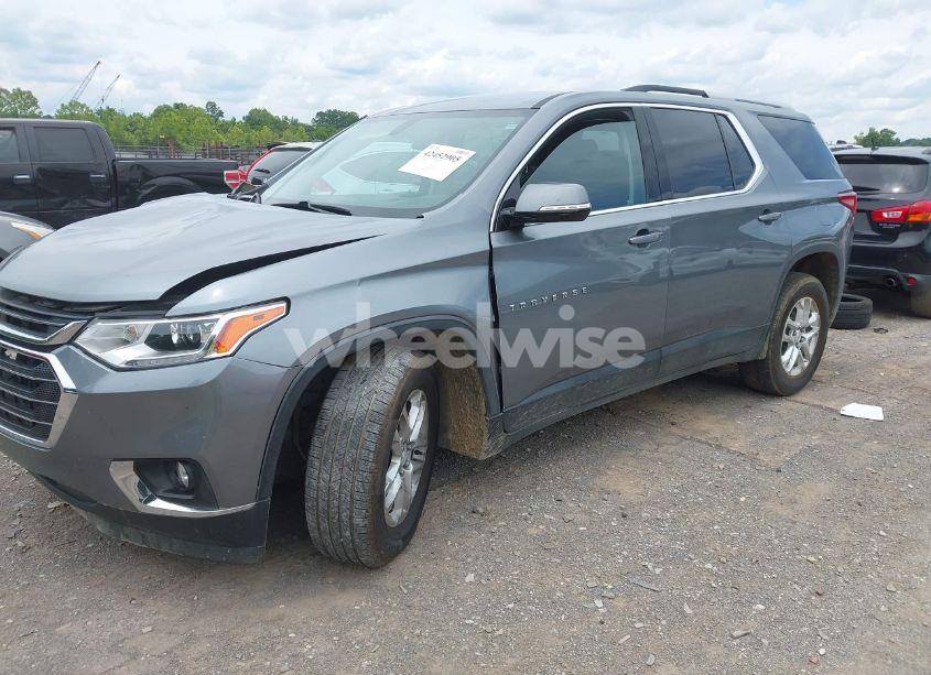Photo 2 of 2018 Chevrolet Traverse 1LT (VIN 1GNEVGKW7JJ108930)