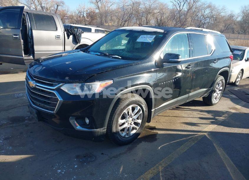 Photo 2 of 2018 Chevrolet Traverse 1LT (VIN 1GNEVGKW7JJ278589)