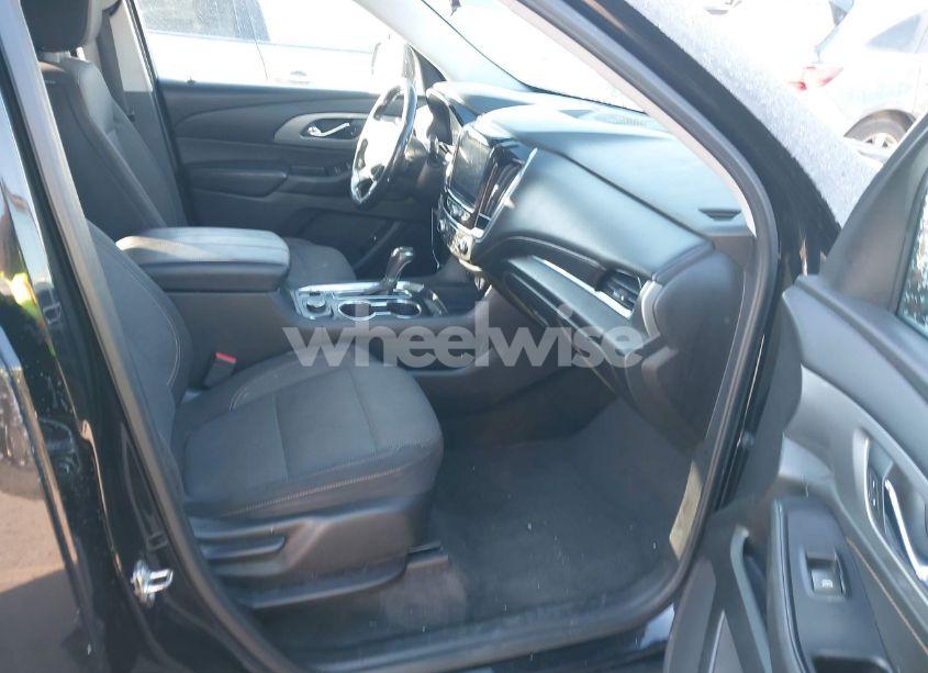 Photo 5 of 2018 Chevrolet Traverse 1LT (VIN 1GNEVGKW7JJ278589)