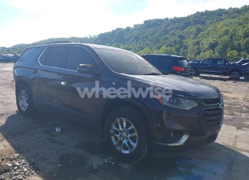 2019 Chevrolet Traverse 1LT (VIN 1GNEVGKW7KJ231497) main photo