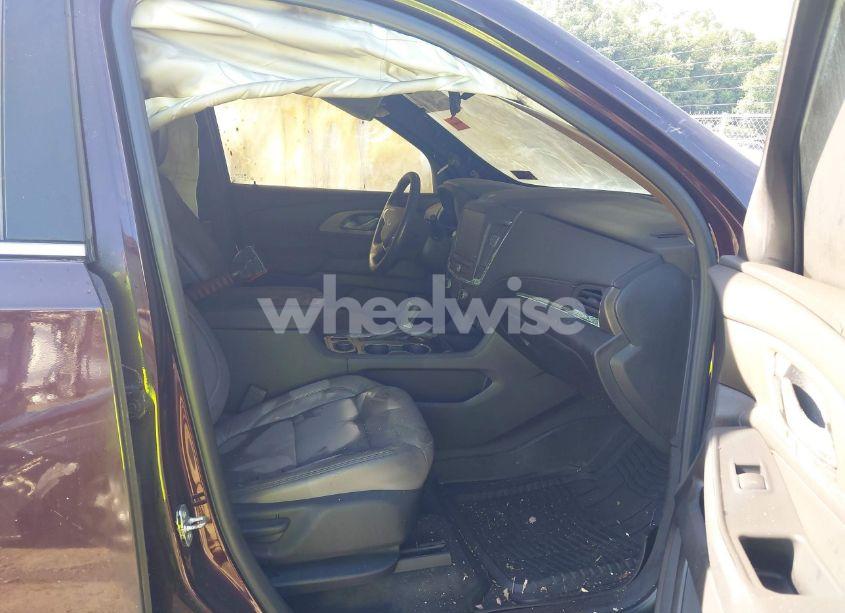 Photo 5 of 2019 Chevrolet Traverse 1LT (VIN 1GNEVGKW7KJ231497)