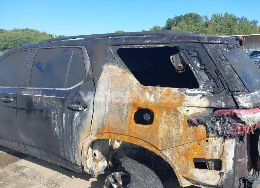 Photo 6 of 2019 Chevrolet Traverse 1LT (VIN 1GNEVGKW7KJ231497)