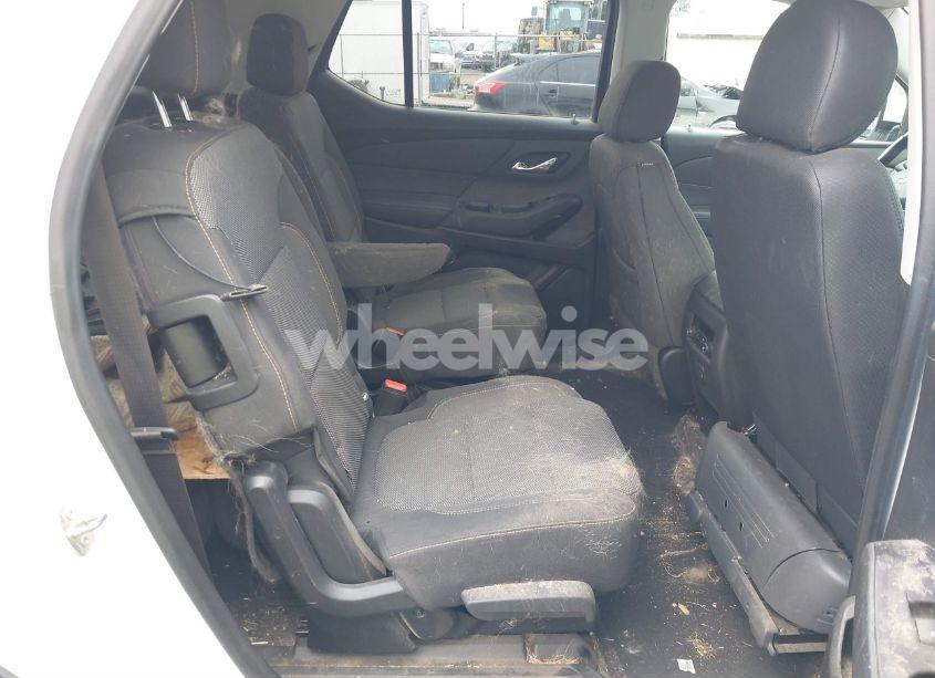 Photo 8 of 2019 Chevrolet Traverse 1LT (VIN 1GNEVGKW7KJ238904)