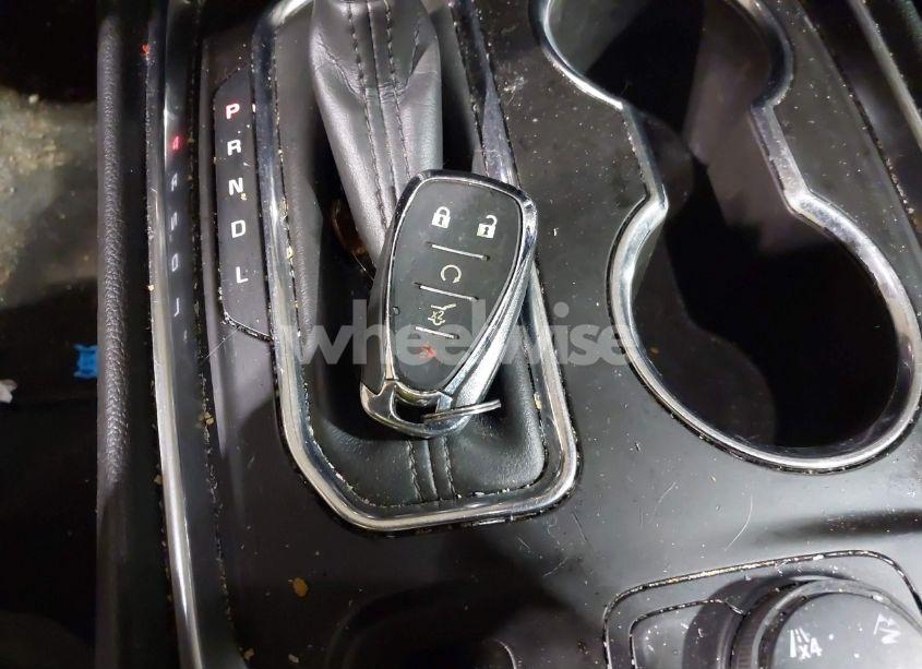 Photo 11 of 2018 Chevrolet Traverse 1LT (VIN 1GNEVGKW8JJ130953)