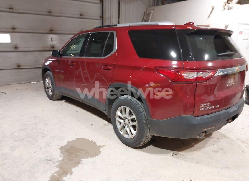 Photo 3 of 2018 Chevrolet Traverse 1LT (VIN 1GNEVGKW8JJ130953)