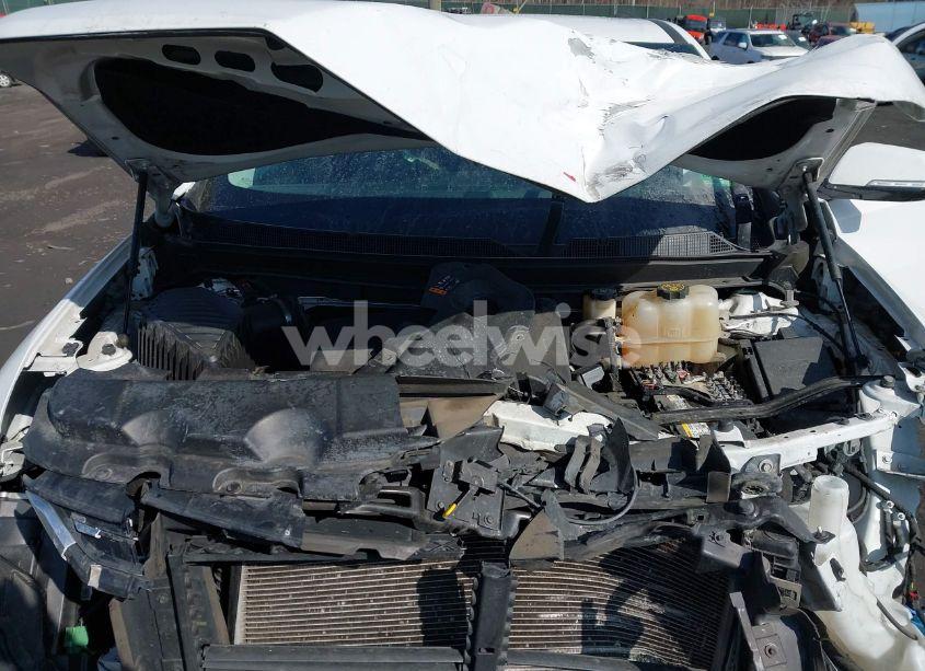 Photo 10 of 2018 Chevrolet Traverse 1LT (VIN 1GNEVGKW8JJ280061)