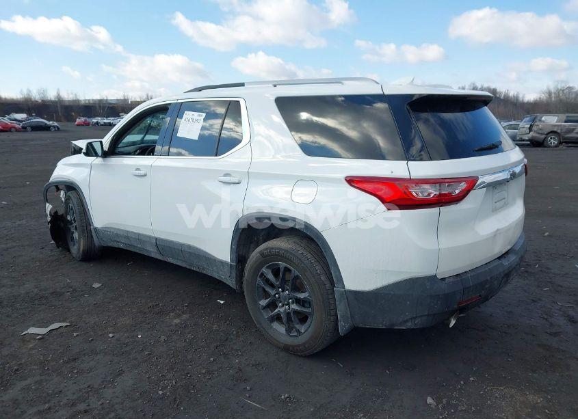 Photo 3 of 2018 Chevrolet Traverse 1LT (VIN 1GNEVGKW8JJ280061)