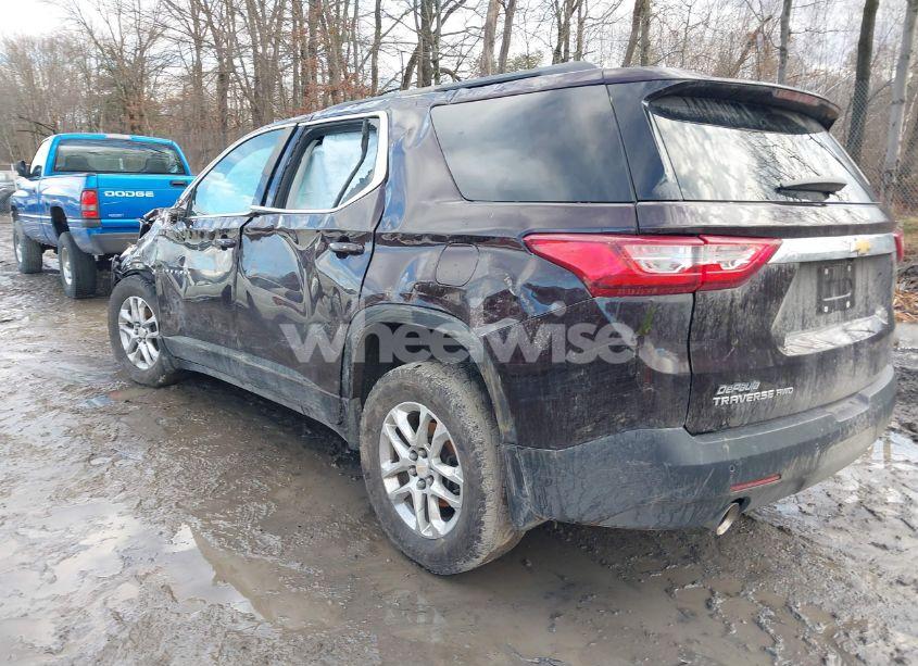 Photo 3 of 2019 Chevrolet Traverse 1LT (VIN 1GNEVGKW8KJ154770)