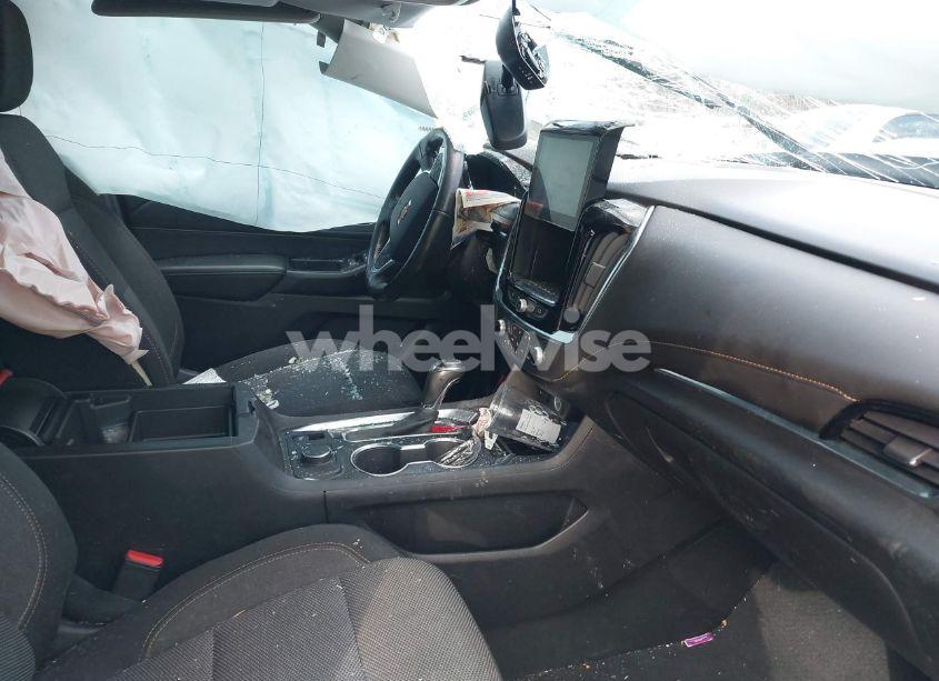 Photo 5 of 2019 Chevrolet Traverse 1LT (VIN 1GNEVGKW8KJ154770)