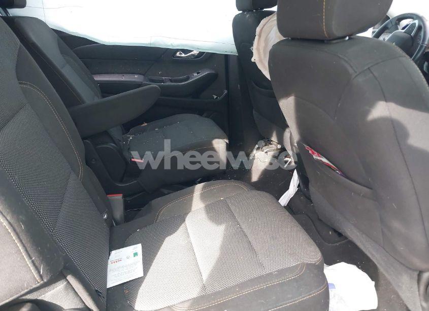 Photo 8 of 2019 Chevrolet Traverse 1LT (VIN 1GNEVGKW8KJ154770)