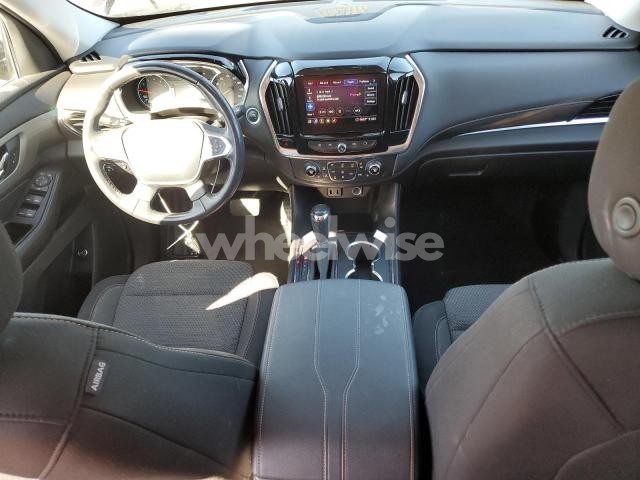 Photo 10 of 2020 CHEVROLET TRAVERSE LT (VIN 1GNEVGKW8LJ266681)