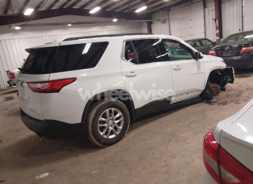 Photo 4 of 2021 Chevrolet Traverse AWD LT CLOTH (VIN 1GNEVGKW8MJ189876)