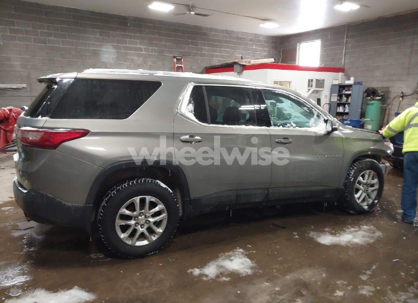 Photo 14 of 2018 Chevrolet Traverse 1LT (VIN 1GNEVGKW9JJ115491)