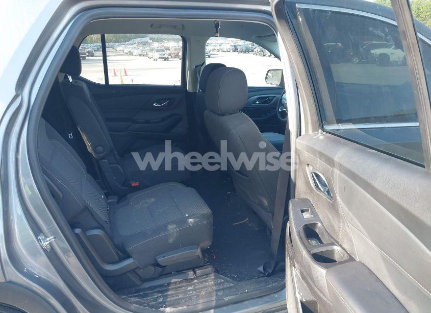 Photo 8 of 2019 Chevrolet Traverse 1LT (VIN 1GNEVGKW9KJ303042)