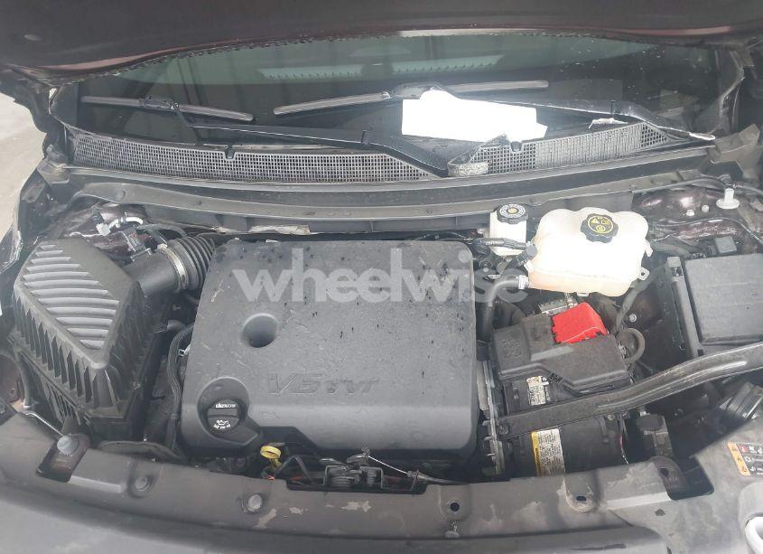 Photo 10 of 2021 Chevrolet Traverse AWD LT CLOTH (VIN 1GNEVGKW9MJ249423)