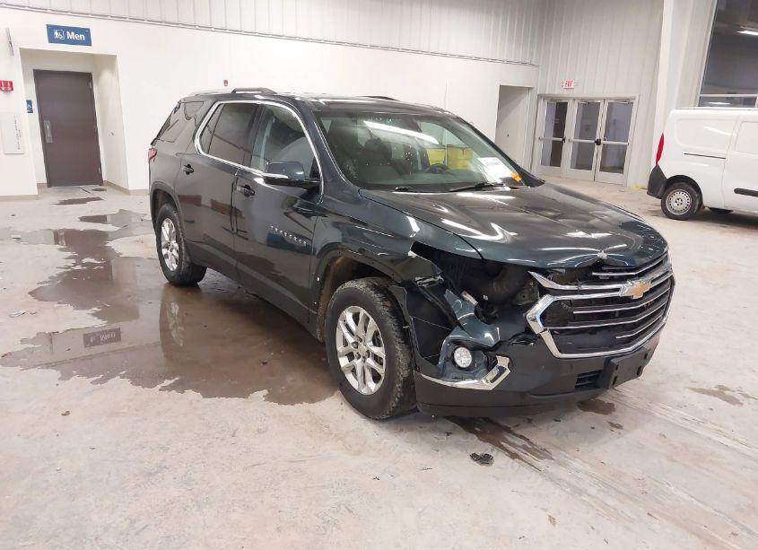 2018 Chevrolet Traverse 1LT (VIN 1GNEVGKWXJJ118920) main photo