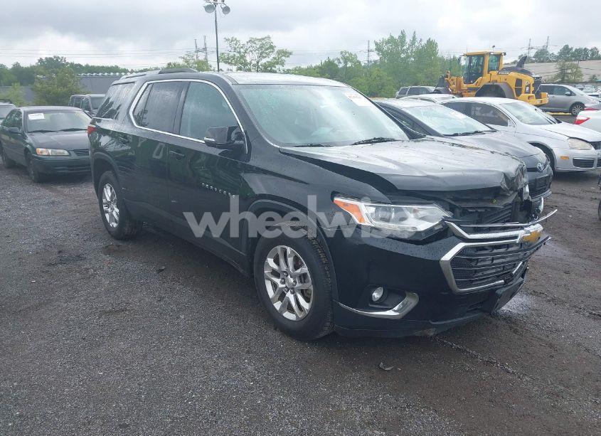 2018 Chevrolet Traverse 1LT (VIN 1GNEVGKWXJJ213302) main photo