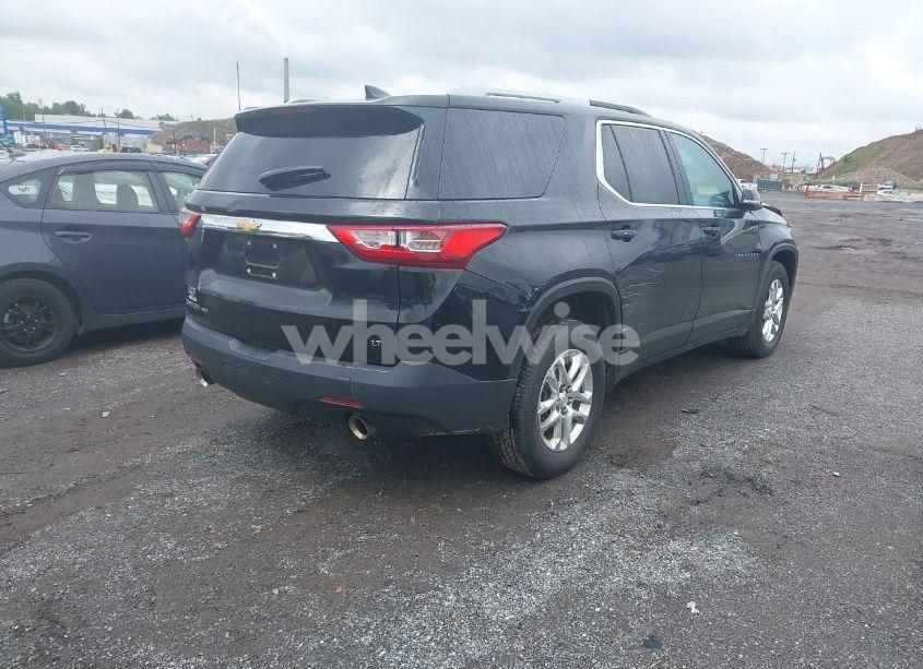 Photo 4 of 2018 Chevrolet Traverse 1LT (VIN 1GNEVGKWXJJ213302)