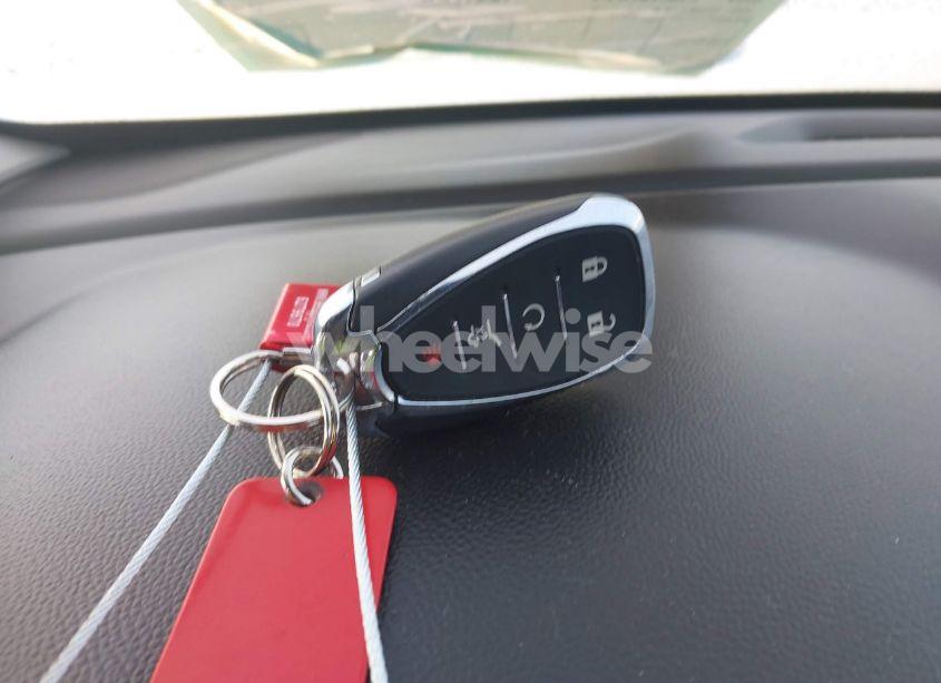 Photo 11 of 2019 Chevrolet Traverse 1LT (VIN 1GNEVGKWXKJ171490)